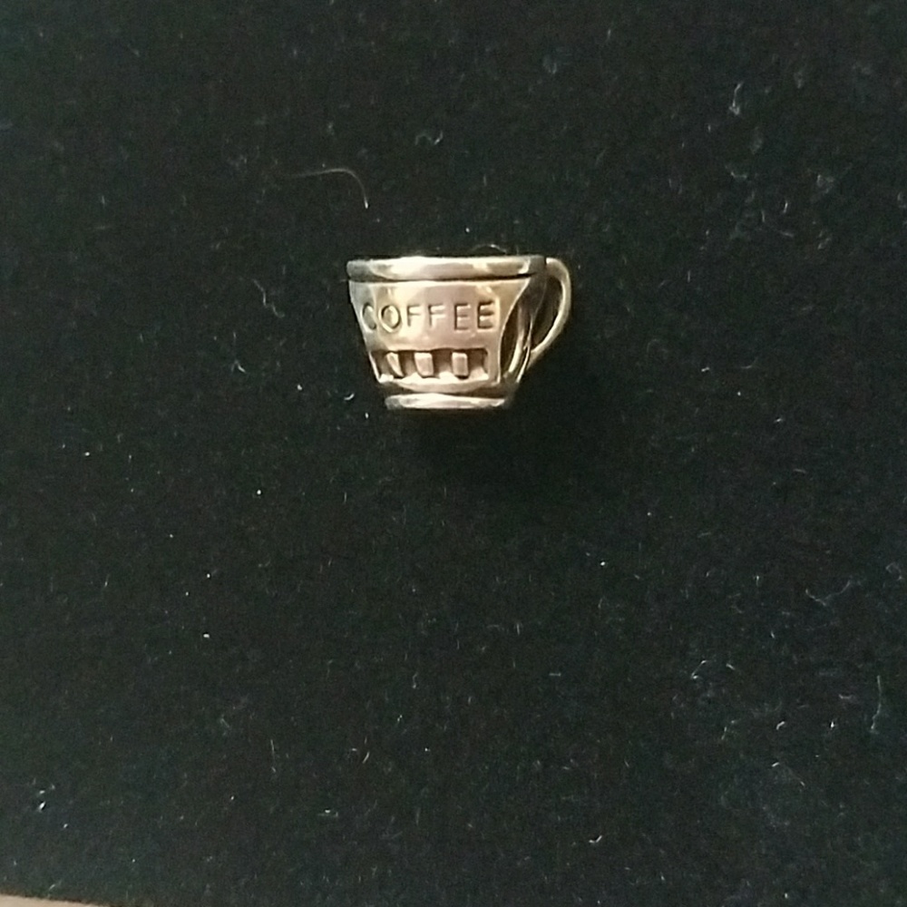 Chamilia coffe cup charm